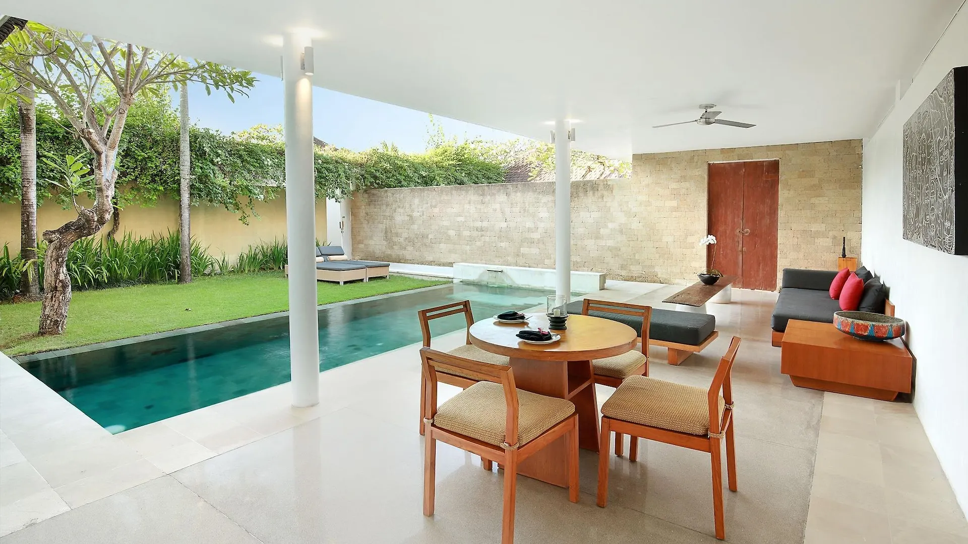 Villa Uma Sapna Seminyak Indonesia